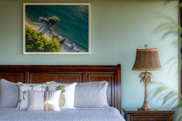 Photo of an aerial seascape in a bedroom